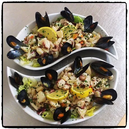 Отель Ristorante El Caracol