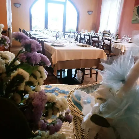 Отель Ristorante El Caracol 2*